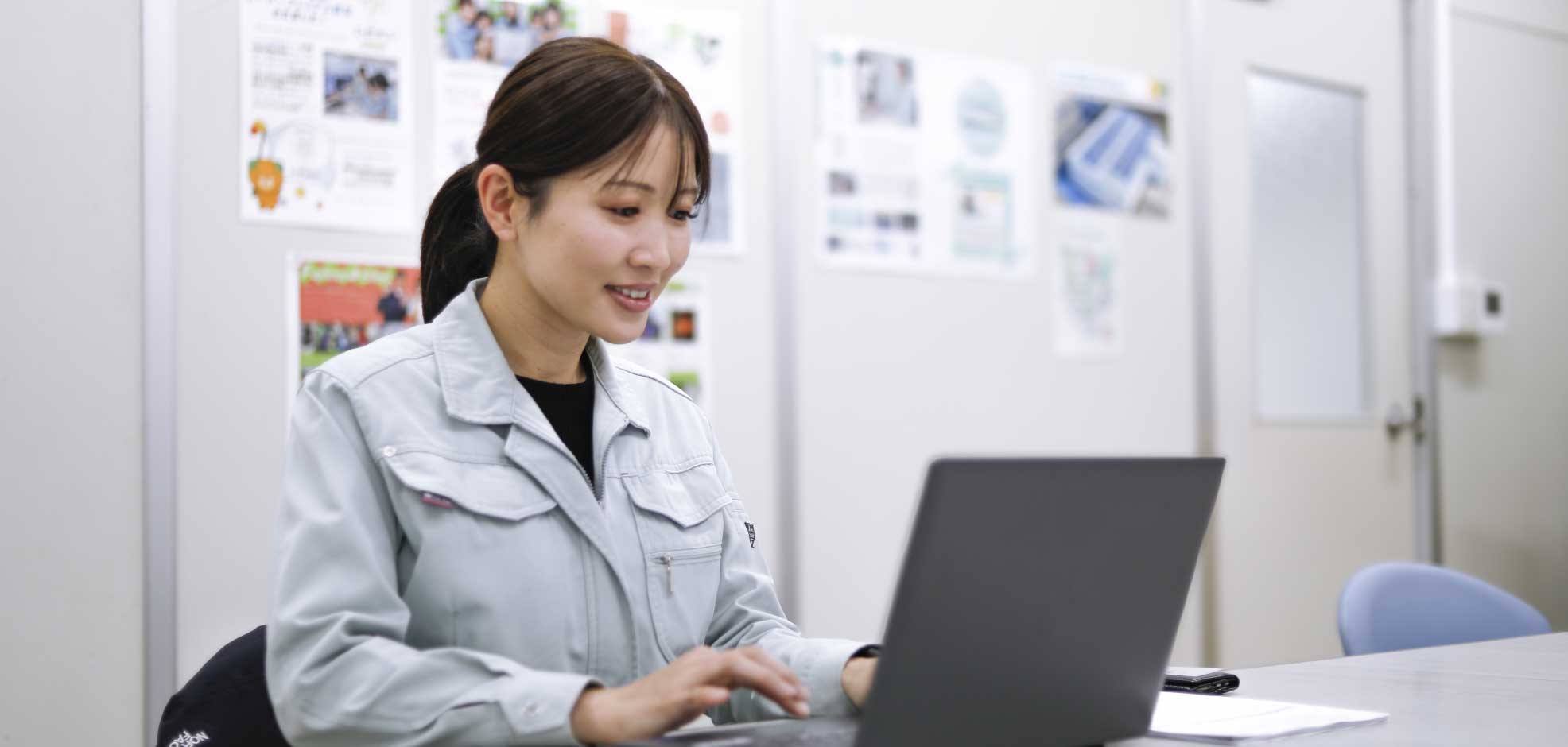 社員インタビュー画像