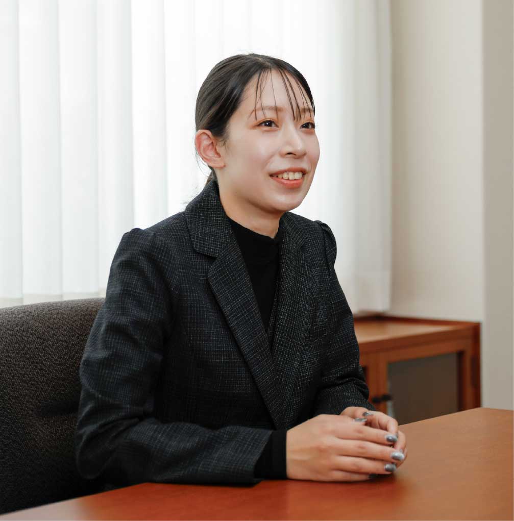 社員インタビュー画像